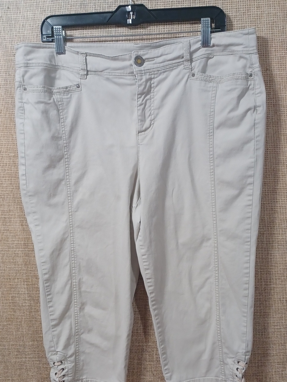 Style & Co. Light Beige Capri Pants with Lace-Up Hem